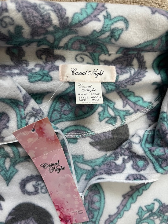 Casual Night Women's Printed Zipper Front Micro Fleece Robe Duster Size Medium - Picture 3 of 8